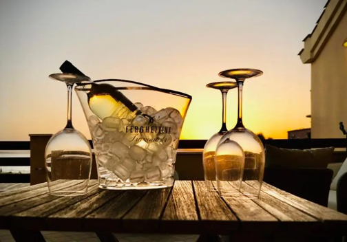 Aperitivo Terrazza Camera del Giglio